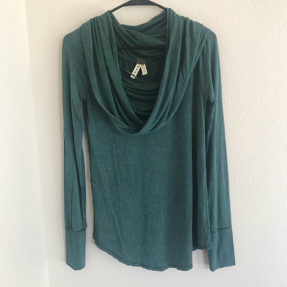 FREE PEOPLE OFF THE SHOULD LONG SLEEVE